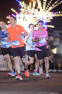 BIB: 4122, 40690, 436, 44247, 0030
                            <button type="button" onclick="openModal(22988607)" class="btn btn-primary btn-sm float-right btn-popup" data-toggle="modal" data-target=".modal-high-quality">
                        <i class="fas fa-shopping-cart"></i> Add to Cart
                    </button>
                                            <button type="button" onclick="isThisMe(22988607, true)" class="btn btn-success btn-sm float-right btn-popup btn-isme hidden" data-toggle="tooltip" data-placement="bottom" title="นี่คือรูปของคุณใช่ไหม คลิกที่นี่เพื่อเอาเข้าอัลบั้ม">
                        <i class="fas fa-plus"></i> Add to album
                    </button>
                    <button type="button" onclick="isThisMe(22988607, false)" class="btn btn-warning btn-sm float-right btn-popup btn-isnotme hidden">
                        <i class="fas fa-ban"></i> Remove from album
                    </button>